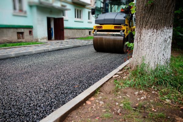 Gravel And Tar Surfacing